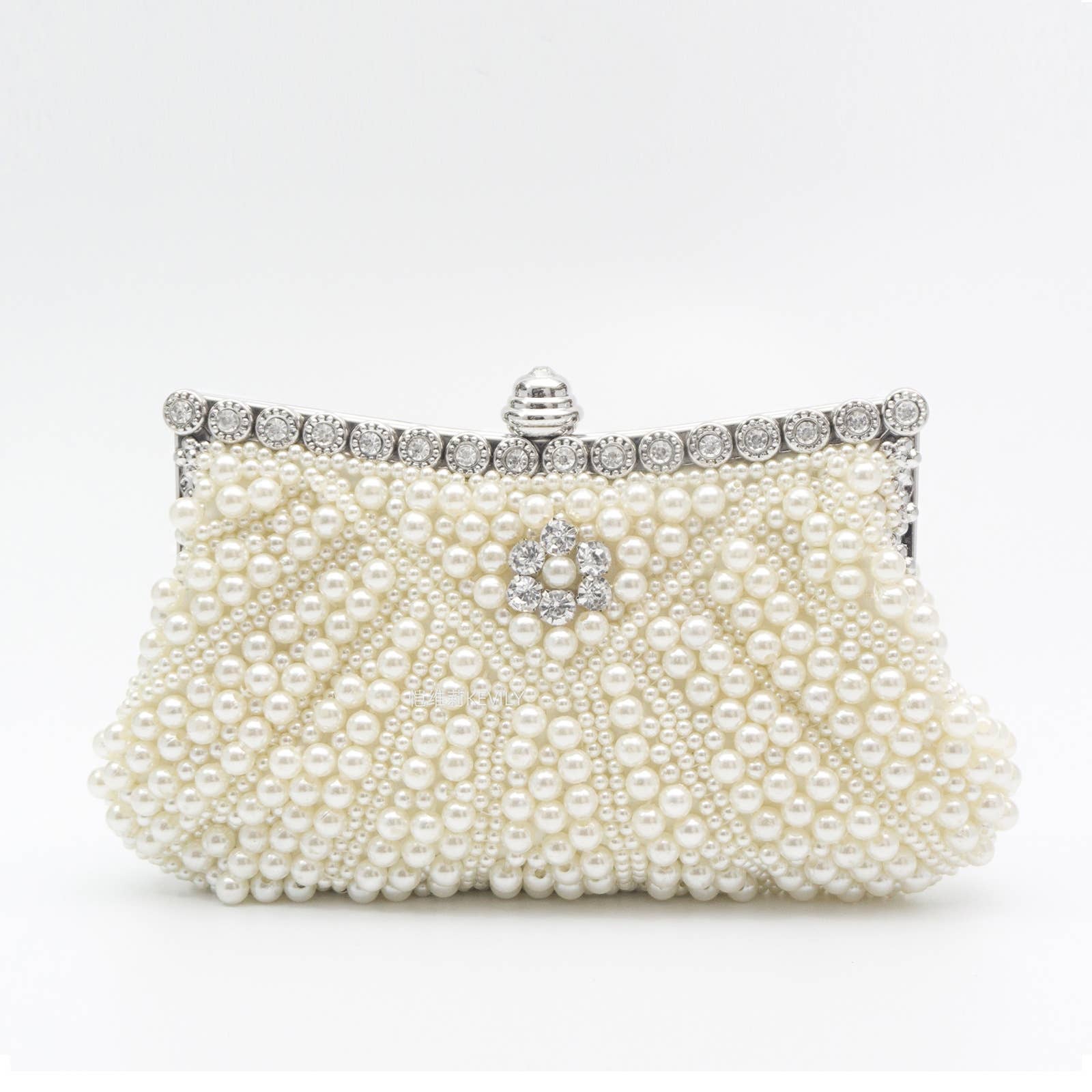 031146 Pearl and crystals handbag in Ivory